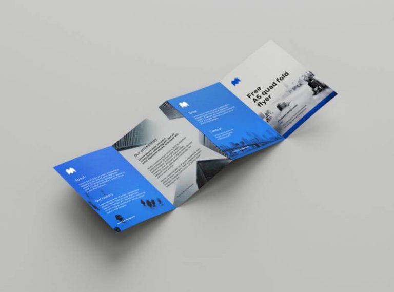 Mockup tờ rơi A5 gập 4