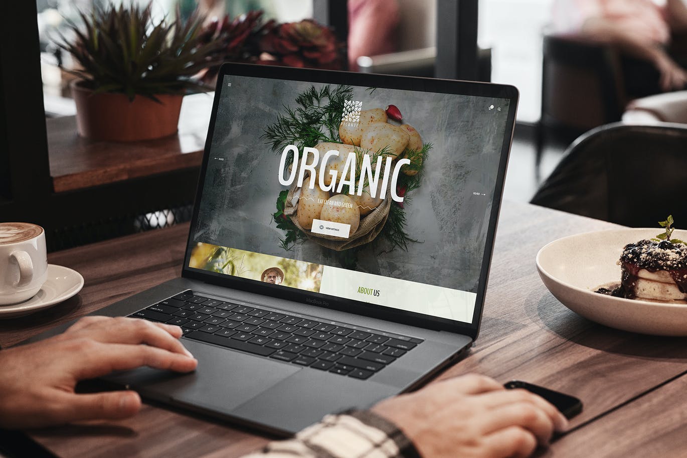 Mockup MacBook Pro Responsive