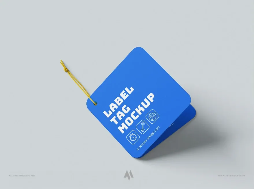 Mockup tag gập đôi hình vuông