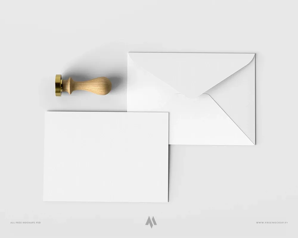 Mockup phong bì thư và thiệp mời