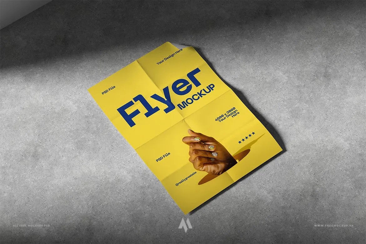 Mockup tờ rơi A4 có nếp gập