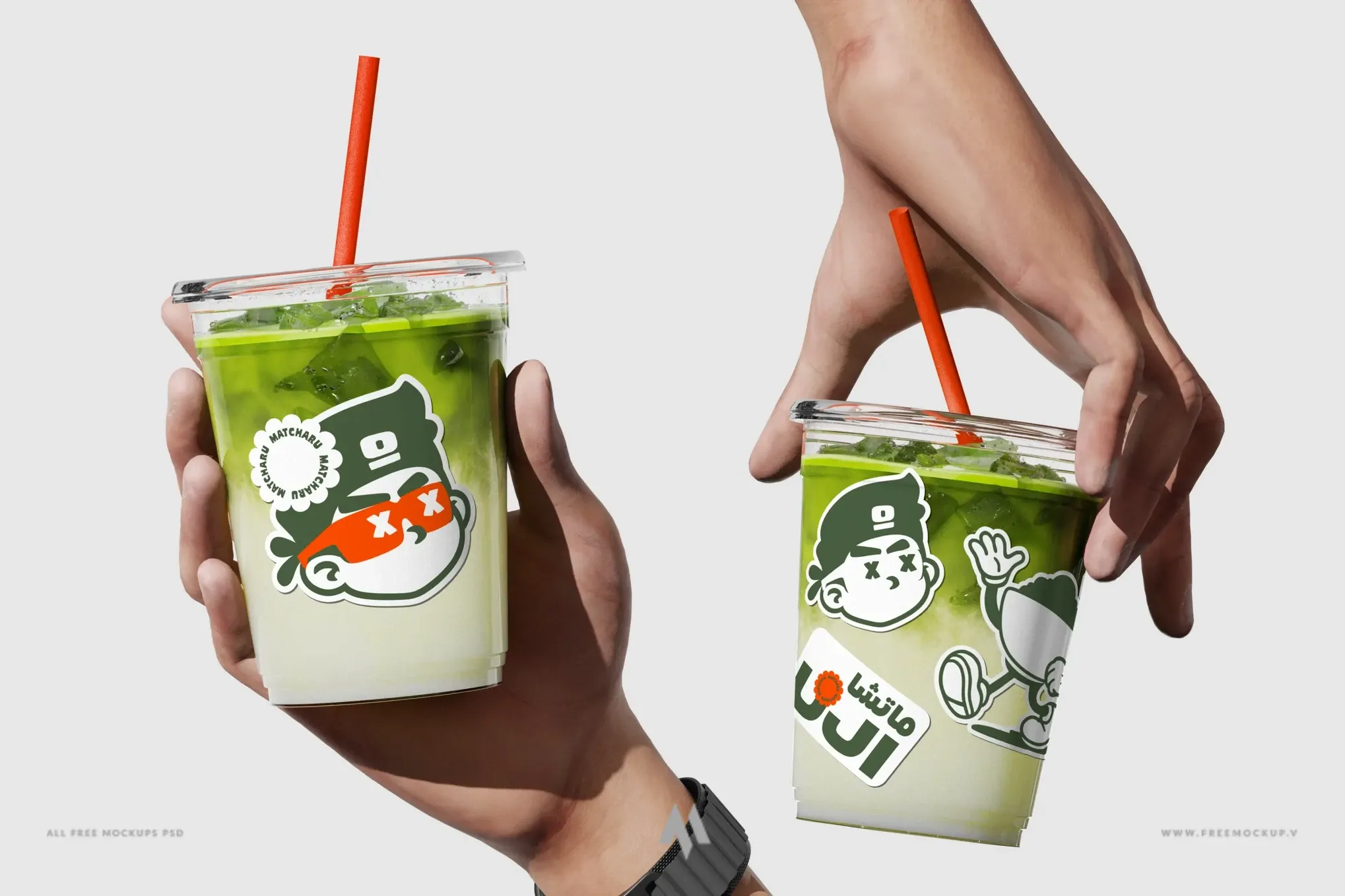 Mockup cốc matcha cầm tay PSD